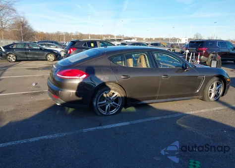 2014 Porsche Panamera 4 из США, поврежденный, VIN WP0AA2A70EL012597